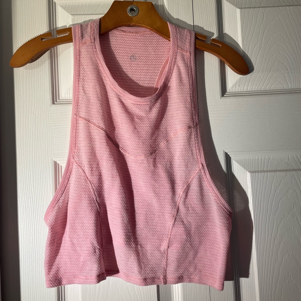 Lululemon cropped tank top